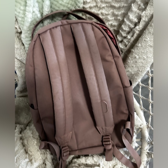 HERSHEL BACKPACK - Picture 2 of 7